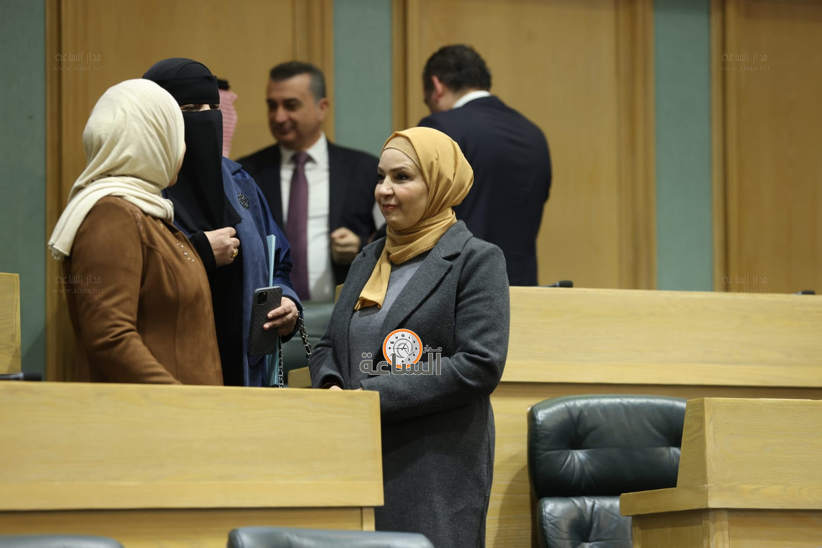 Madar Al-Saa Images 0.4752629011068713