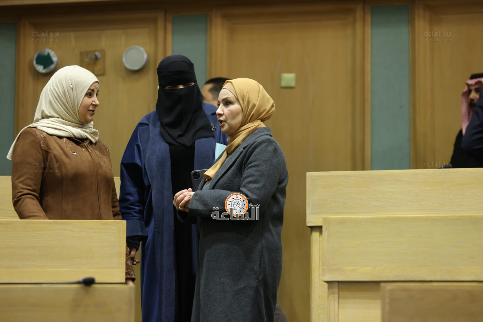 Madar Al-Saa Images 0.47952423251635934