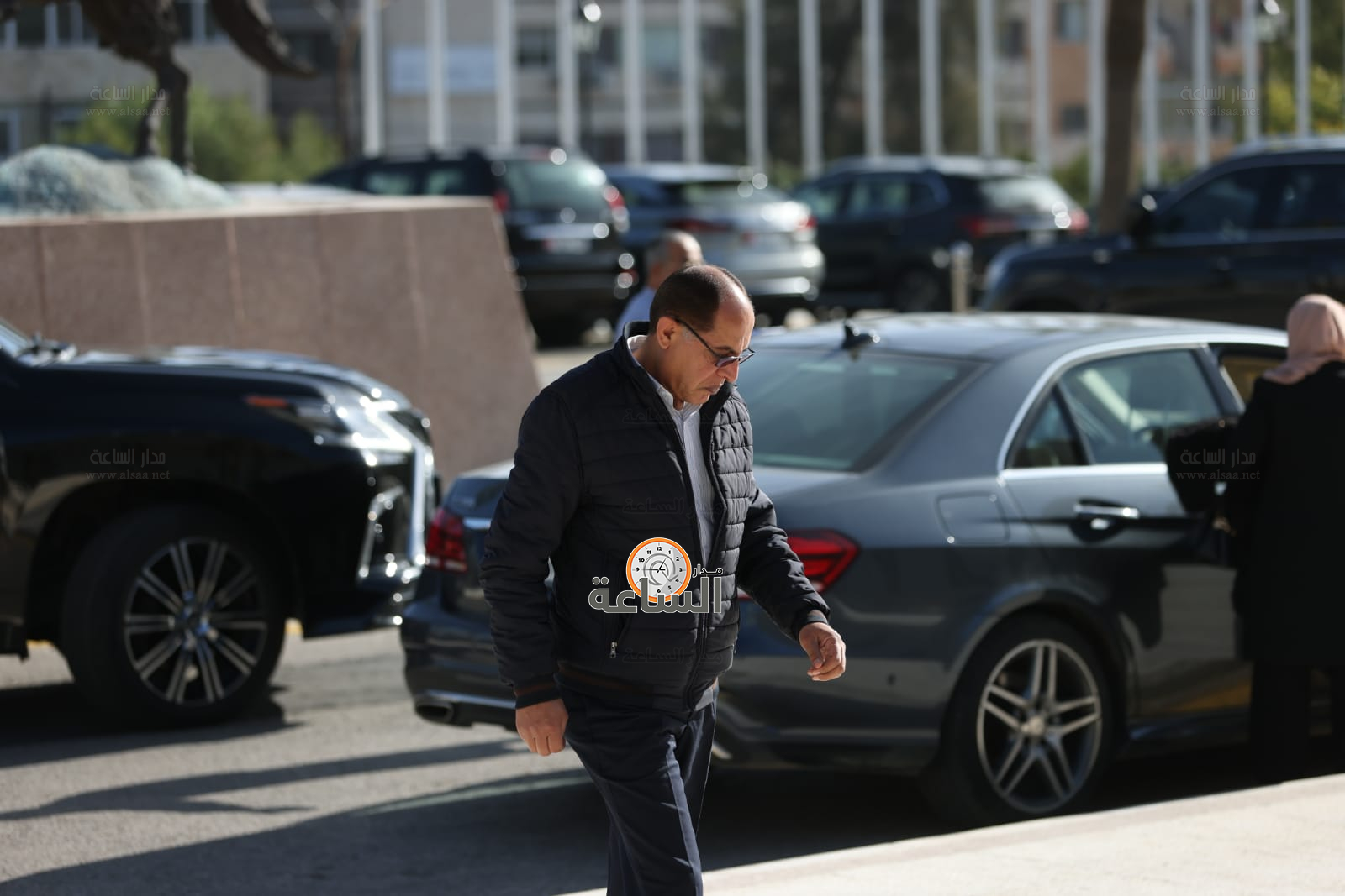 Madar Al-Saa Images 0.7028510378347574