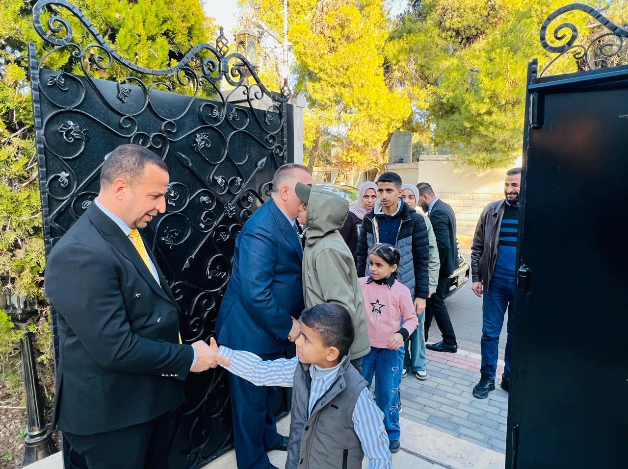 Madar Al-Saa Images 0.7195926560789286