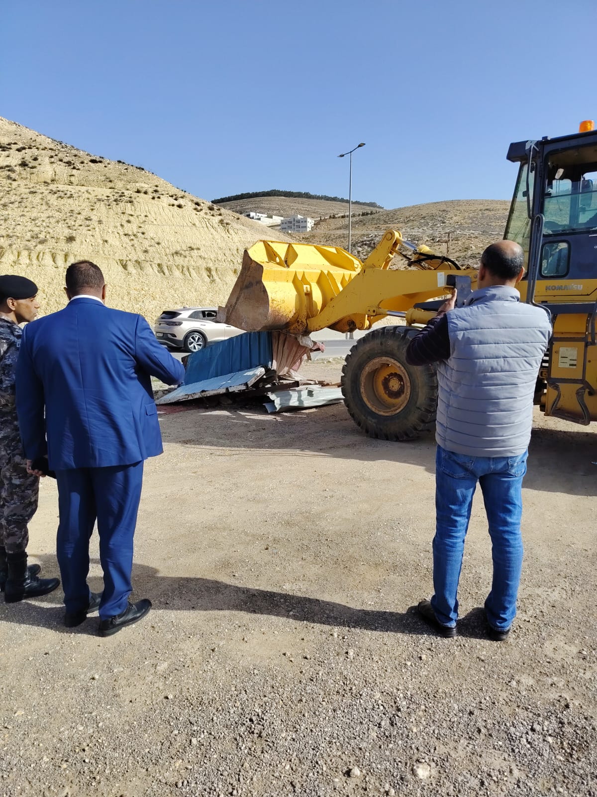 Madar Al-Saa Images 0.9398686597301616