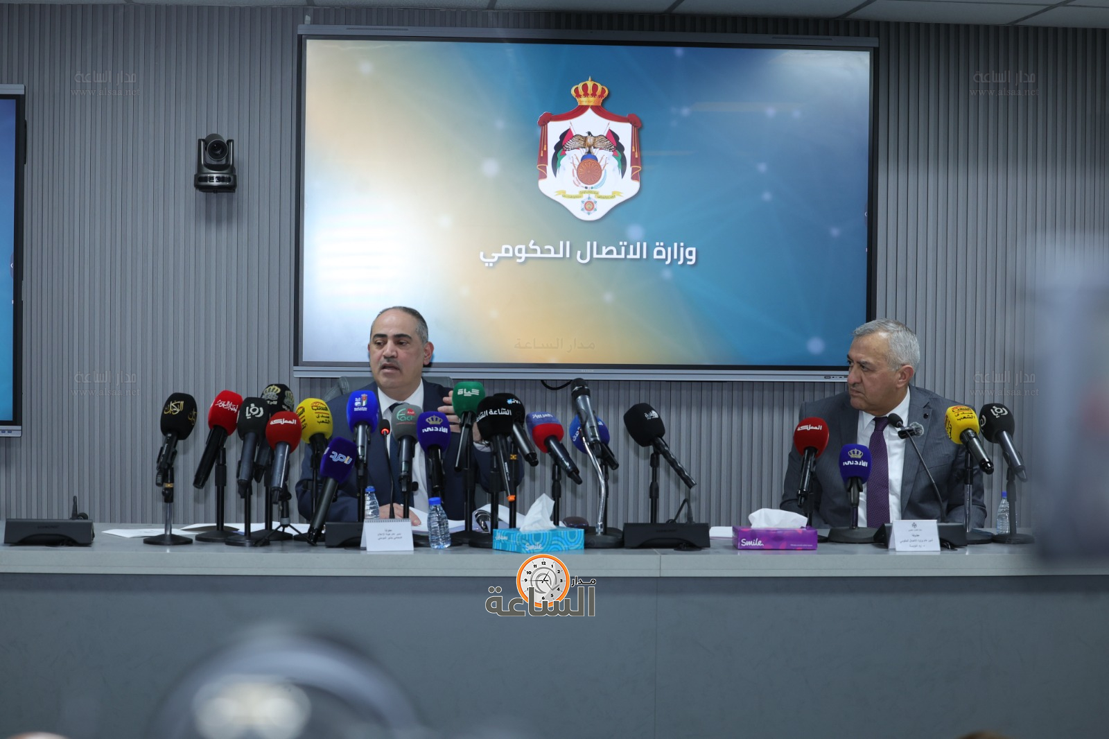 Madar Al-Saa Images 0.8536756344630525