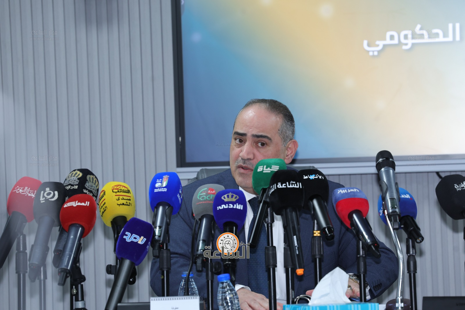 Madar Al-Saa Images 0.32816767135351255