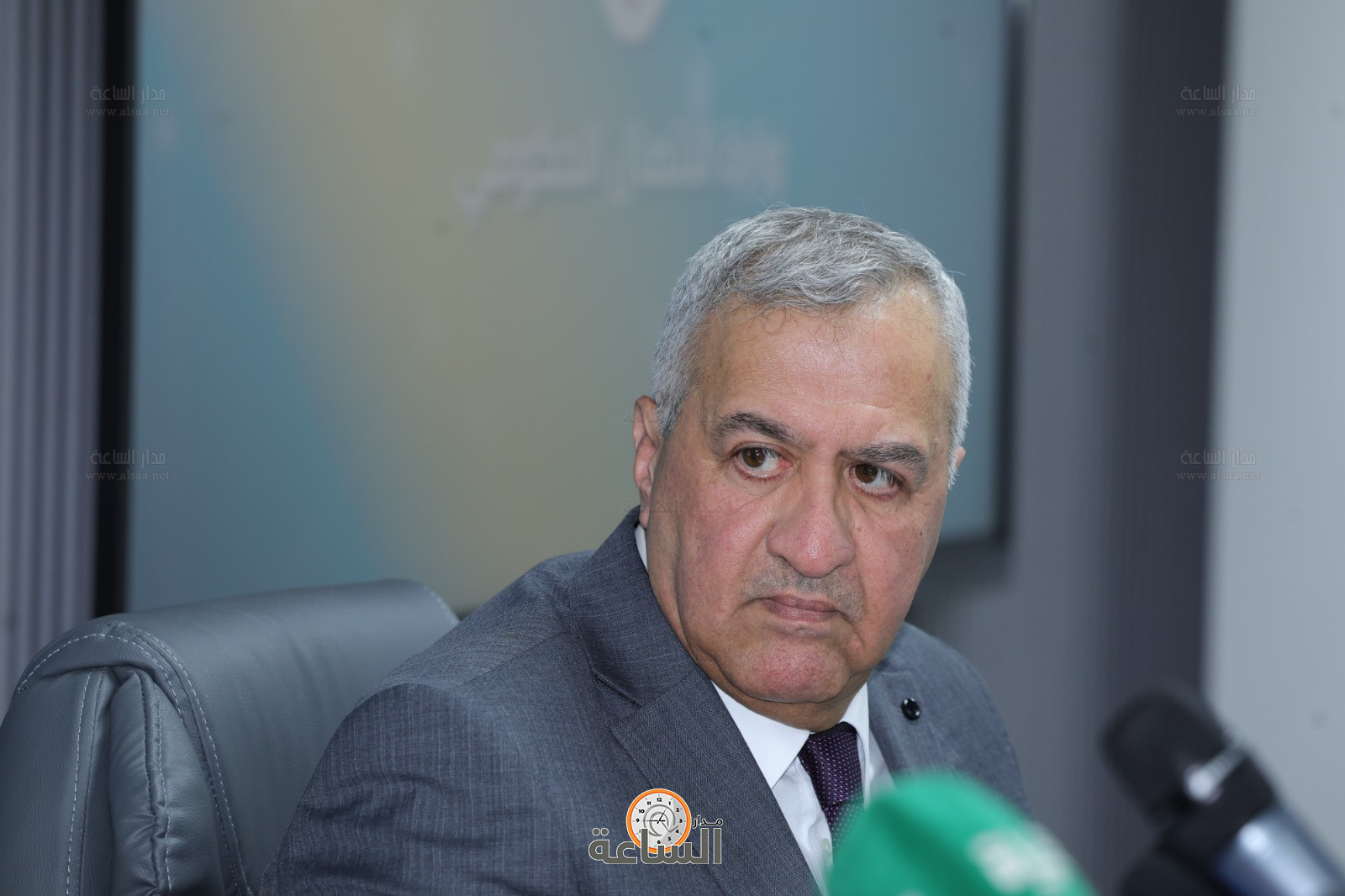 Madar Al-Saa Images 0.4911619824432132