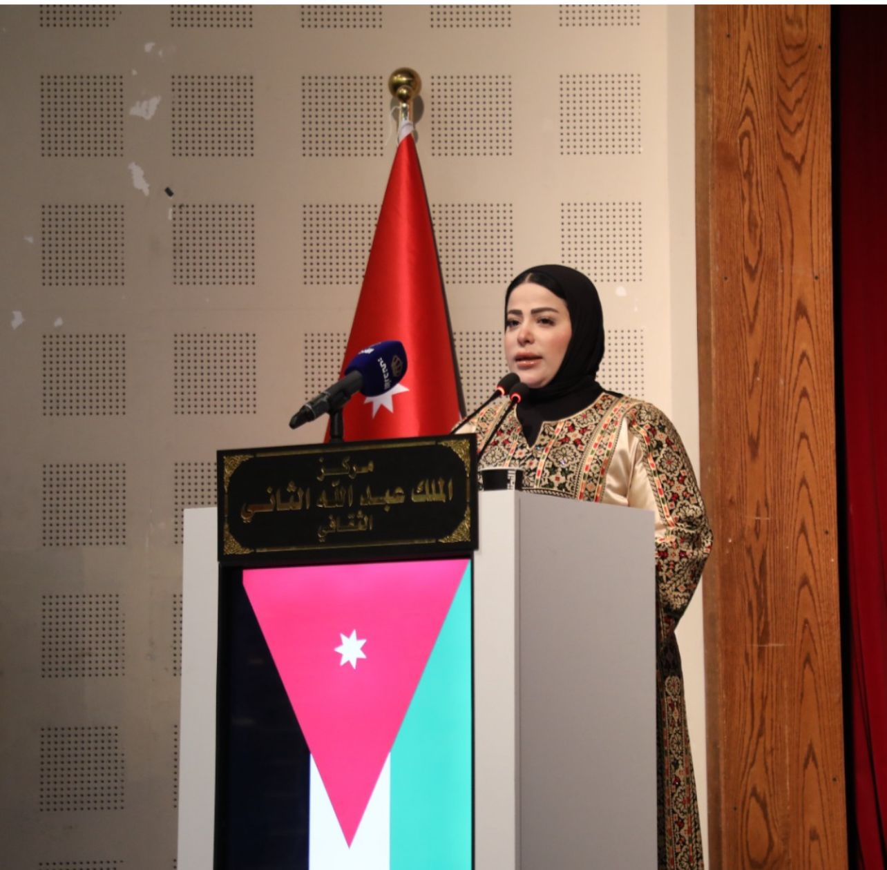 Madar Al-Saa Images 0.9947157327160671