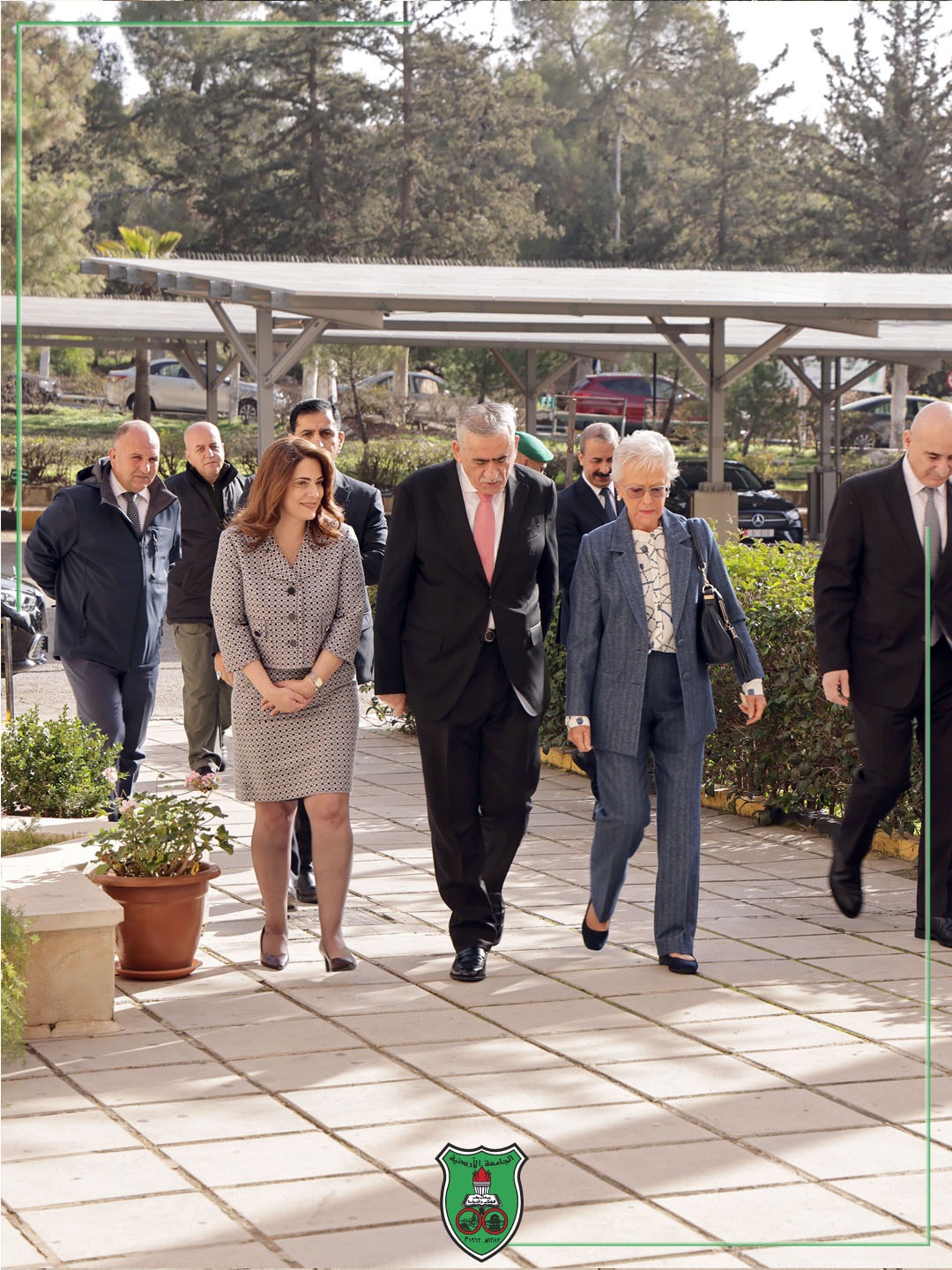 Madar Al-Saa Images 0.27753658413567883