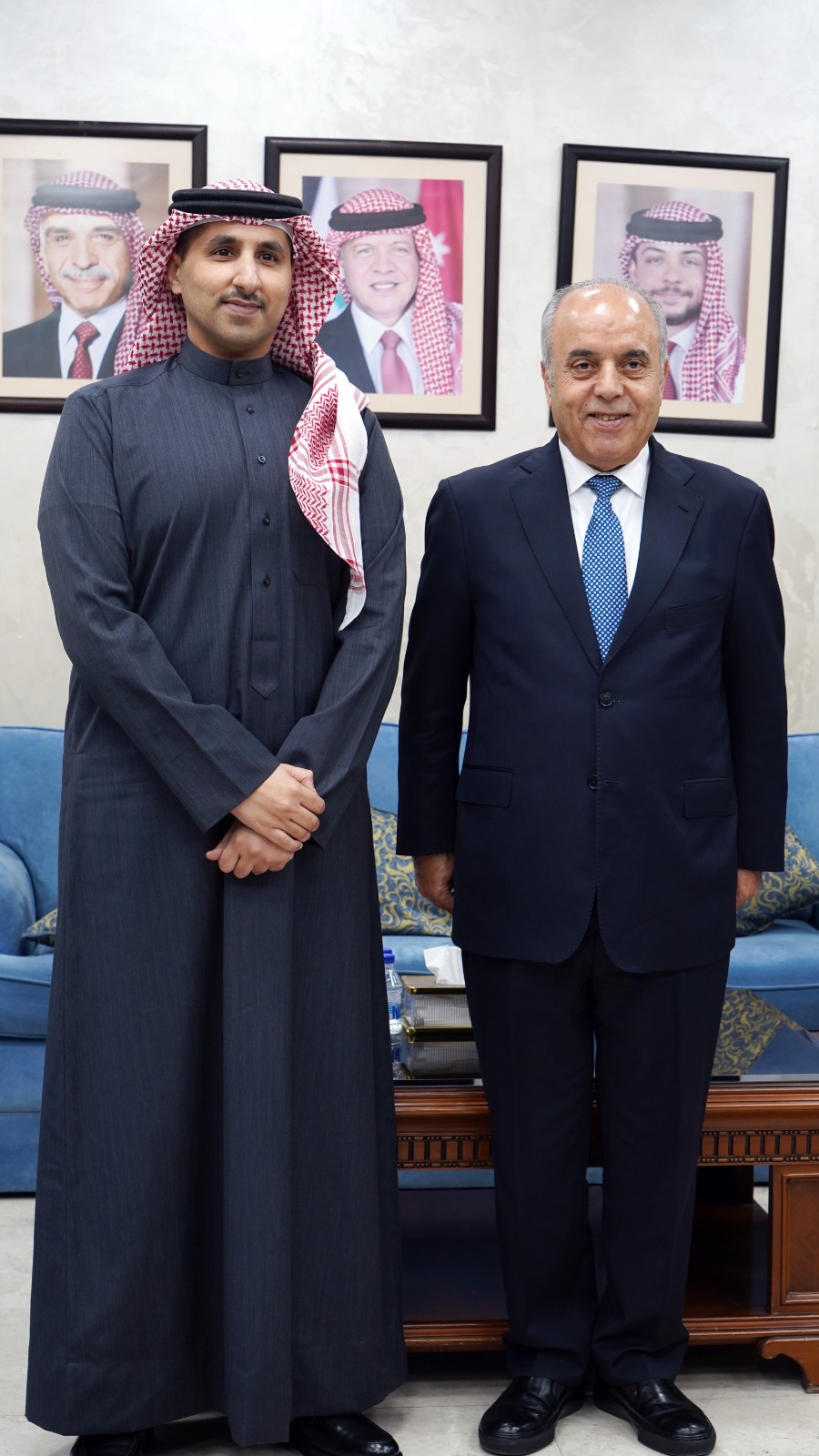 Madar Al-Saa Images 0.8919850769075267