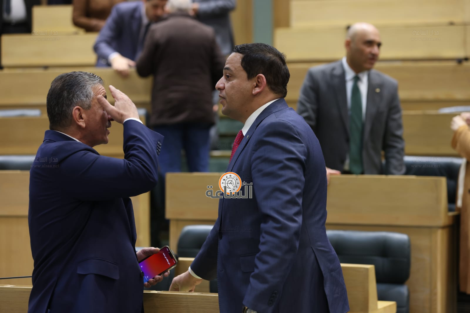 Madar Al-Saa Images 0.4881725057885752