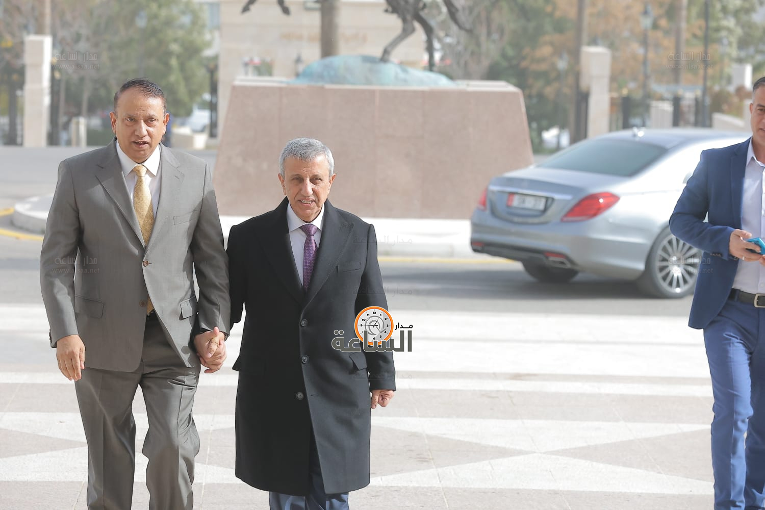 Madar Al-Saa Images 0.4808713523666186