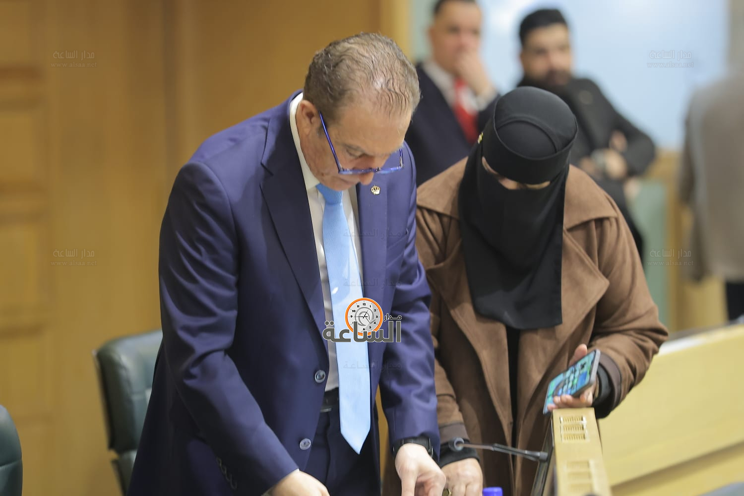 Madar Al-Saa Images 0.12285904995865271