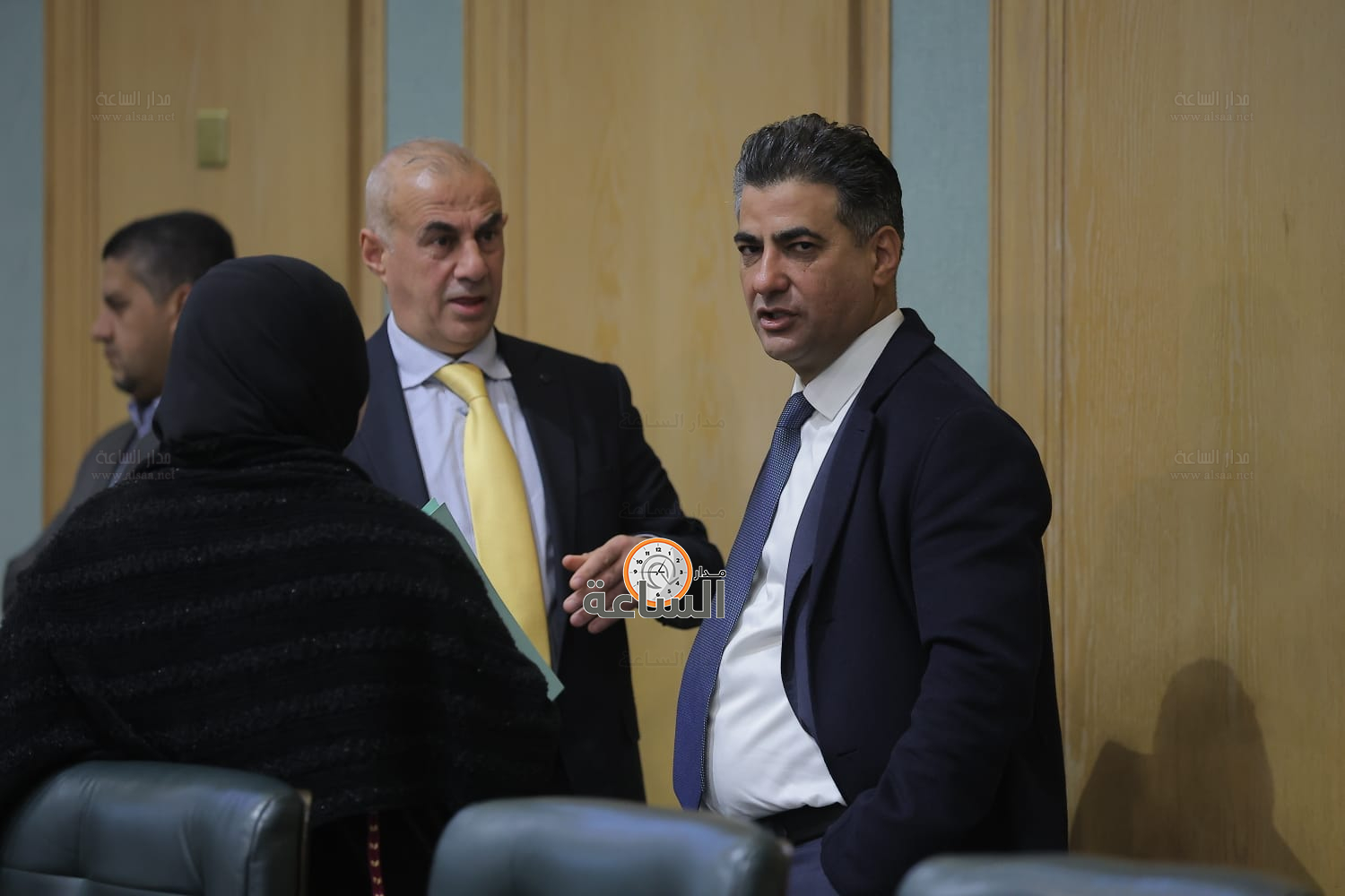 Madar Al-Saa Images 0.524462087059703