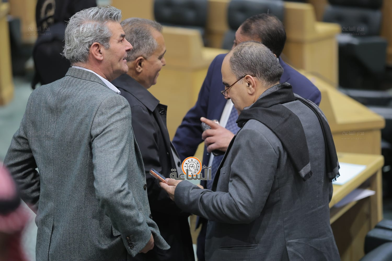 Madar Al-Saa Images 0.843042601387609