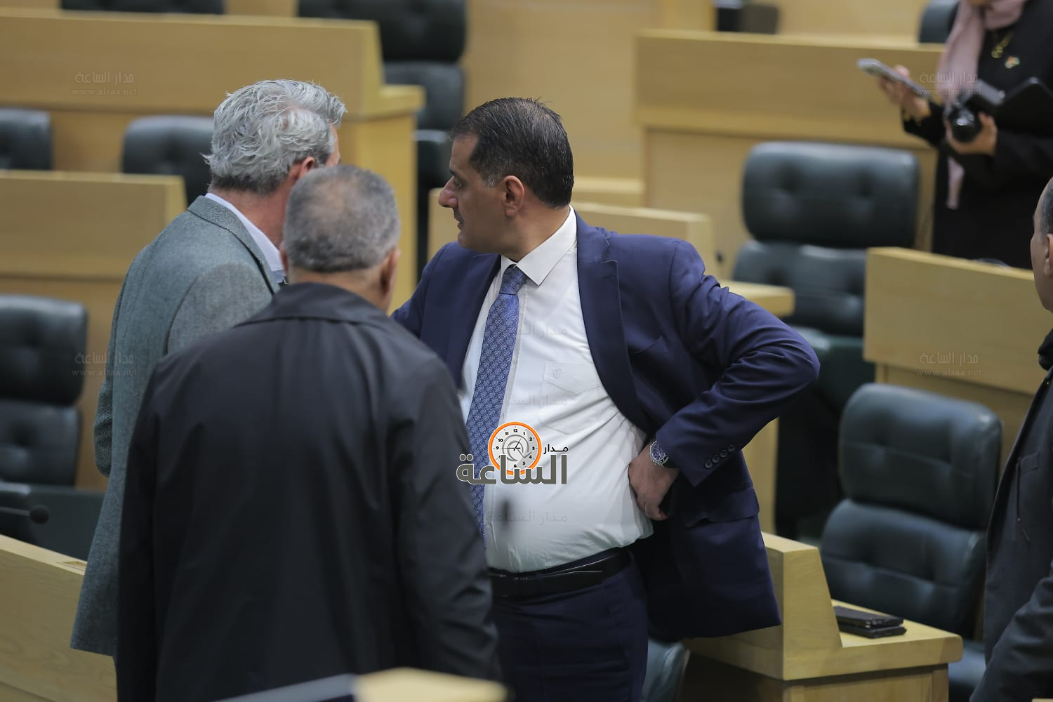 Madar Al-Saa Images 0.6494450081686782