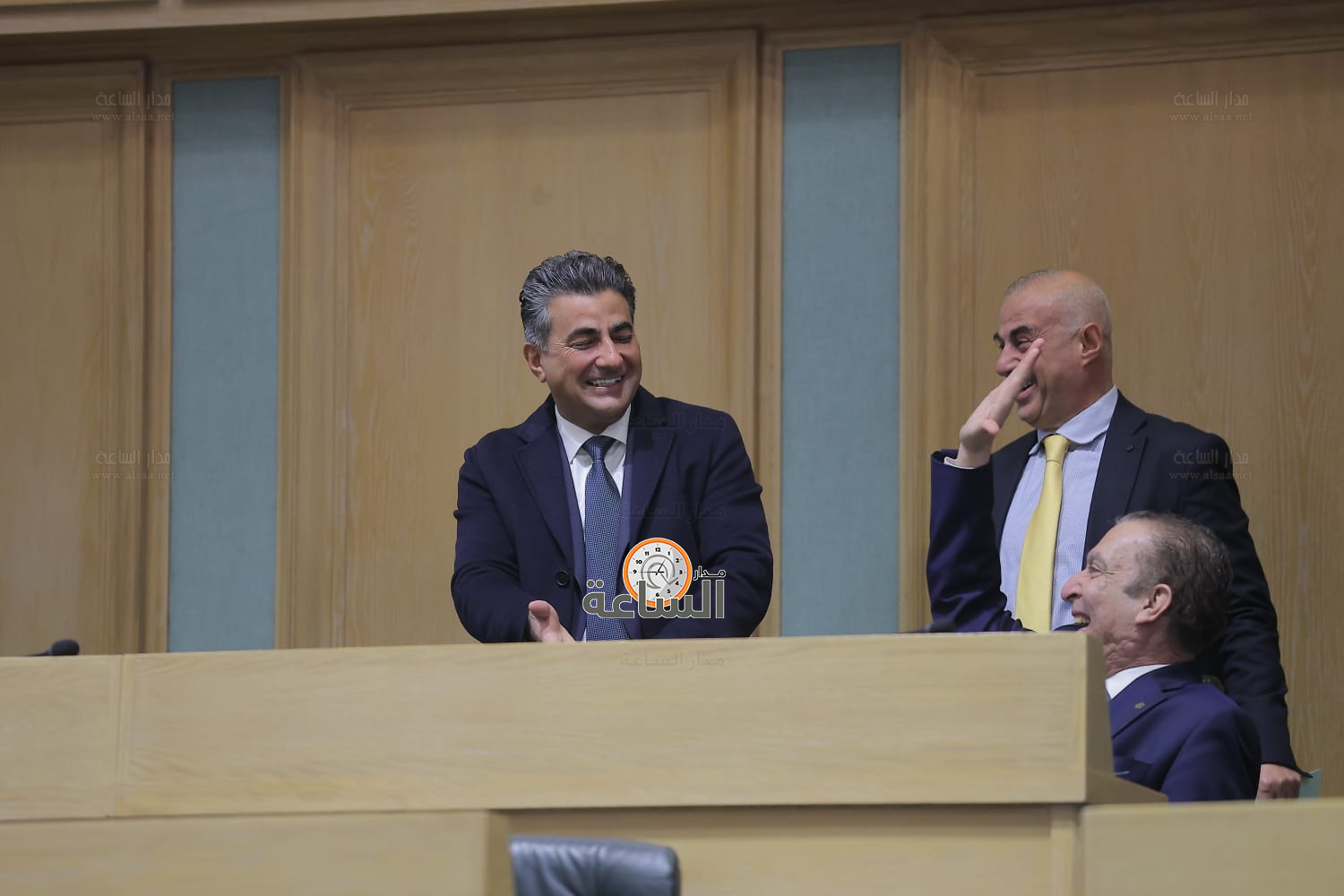 Madar Al-Saa Images 0.07374043759250581