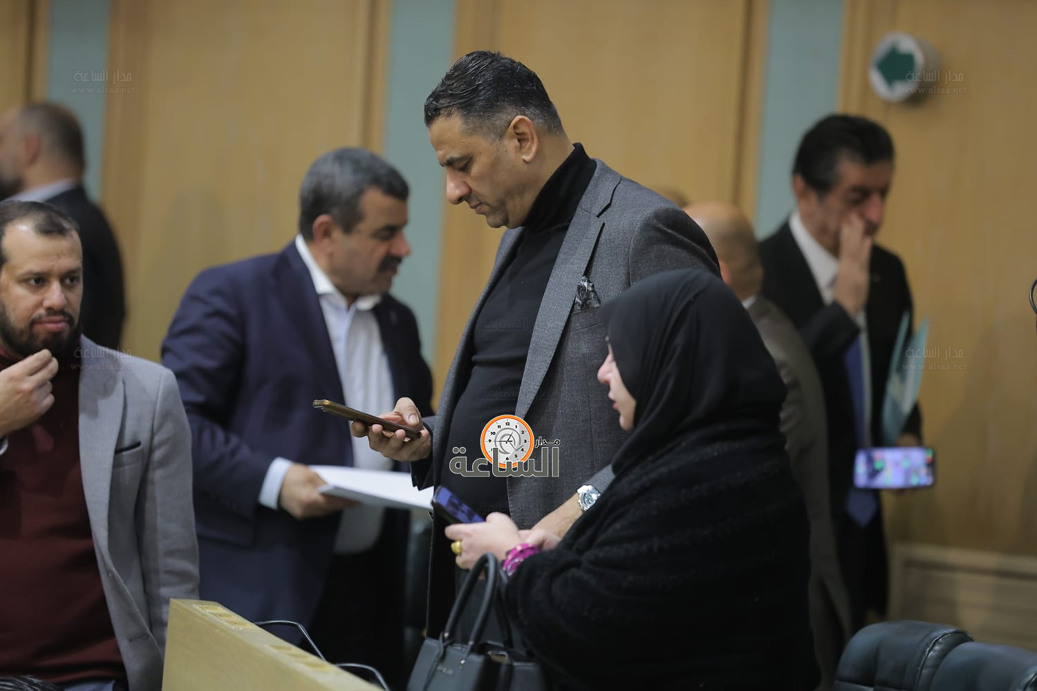 Madar Al-Saa Images 0.028029553715249178