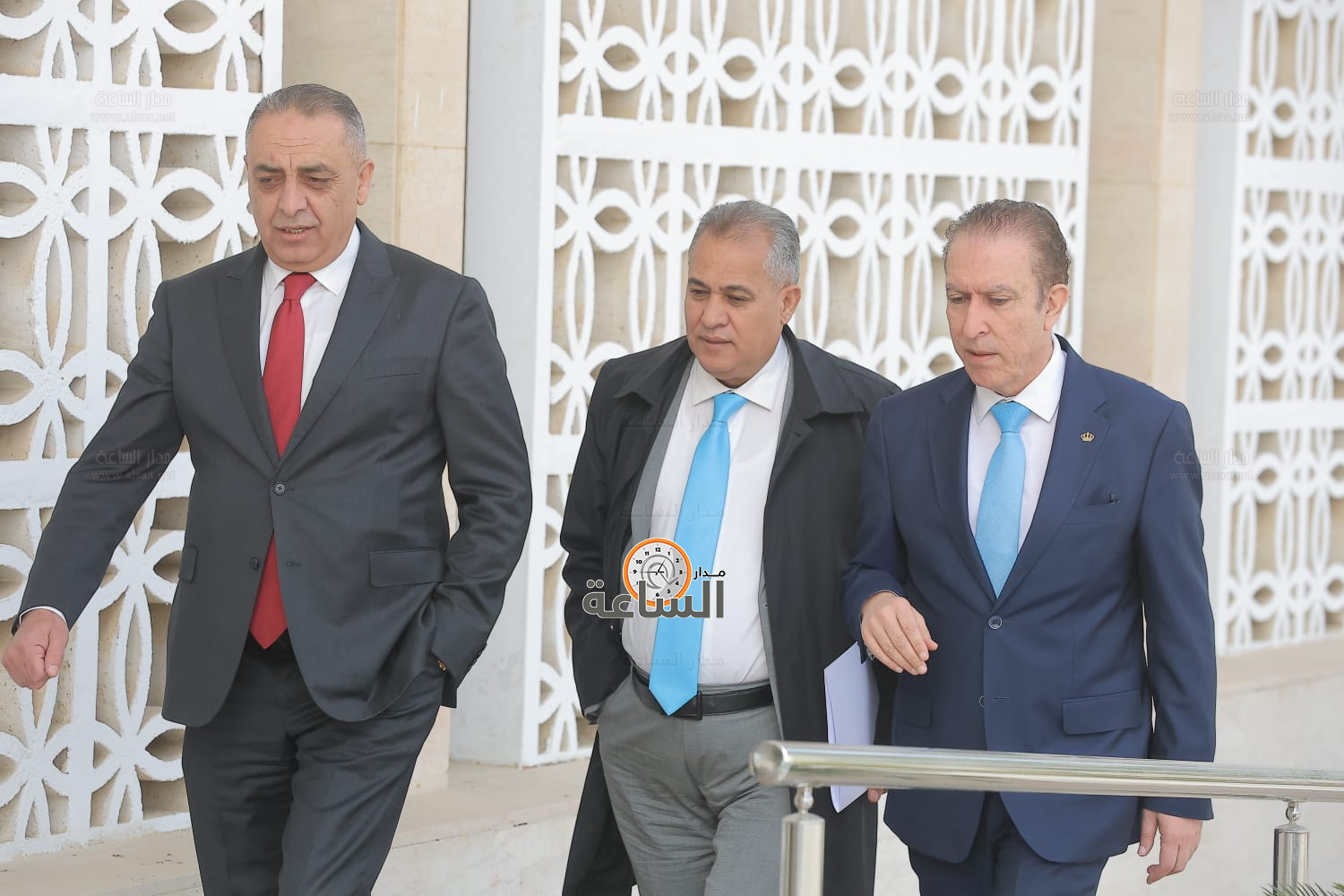 Madar Al-Saa Images 0.7202802599978406