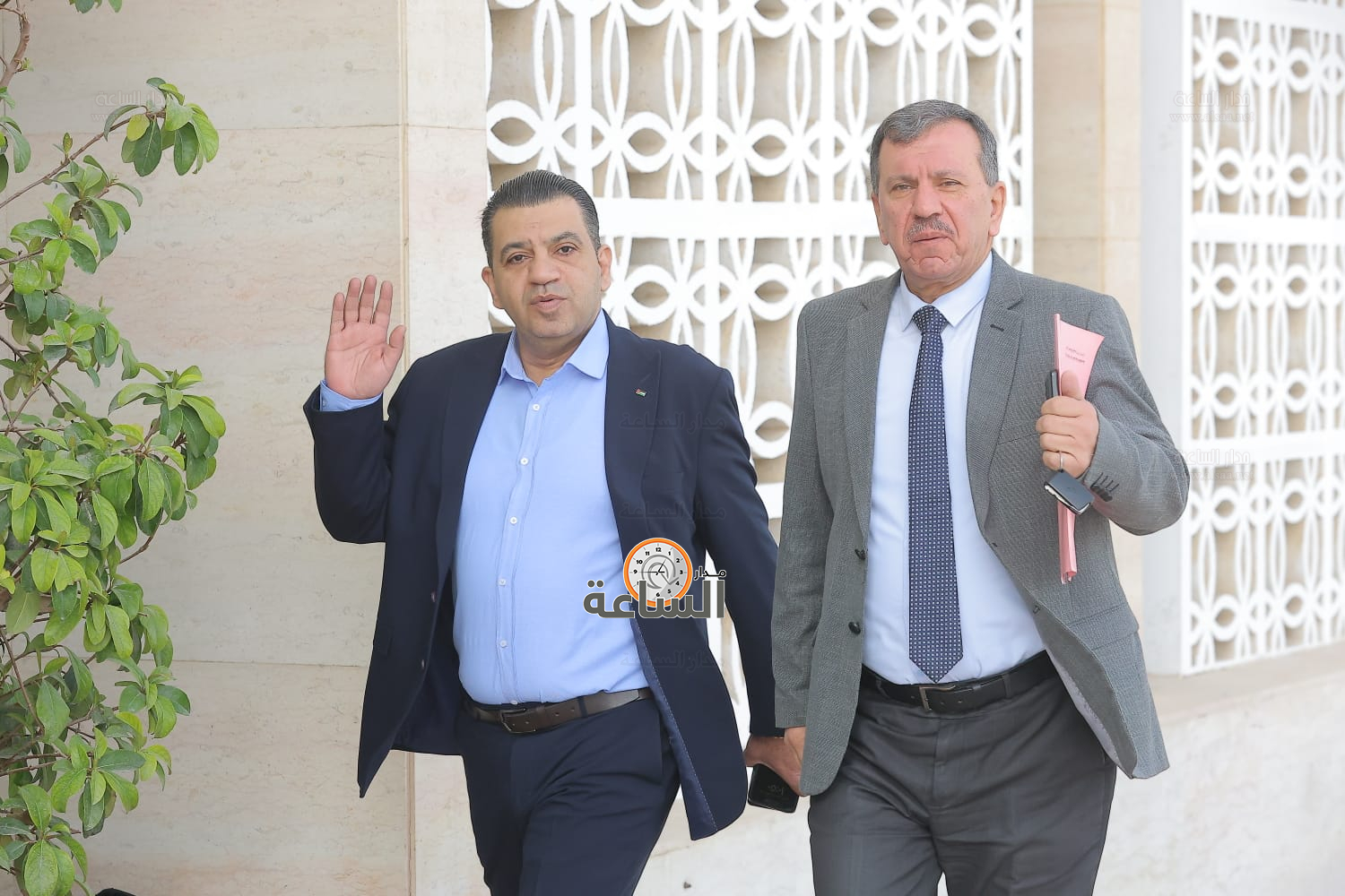 Madar Al-Saa Images 0.7776921478411205