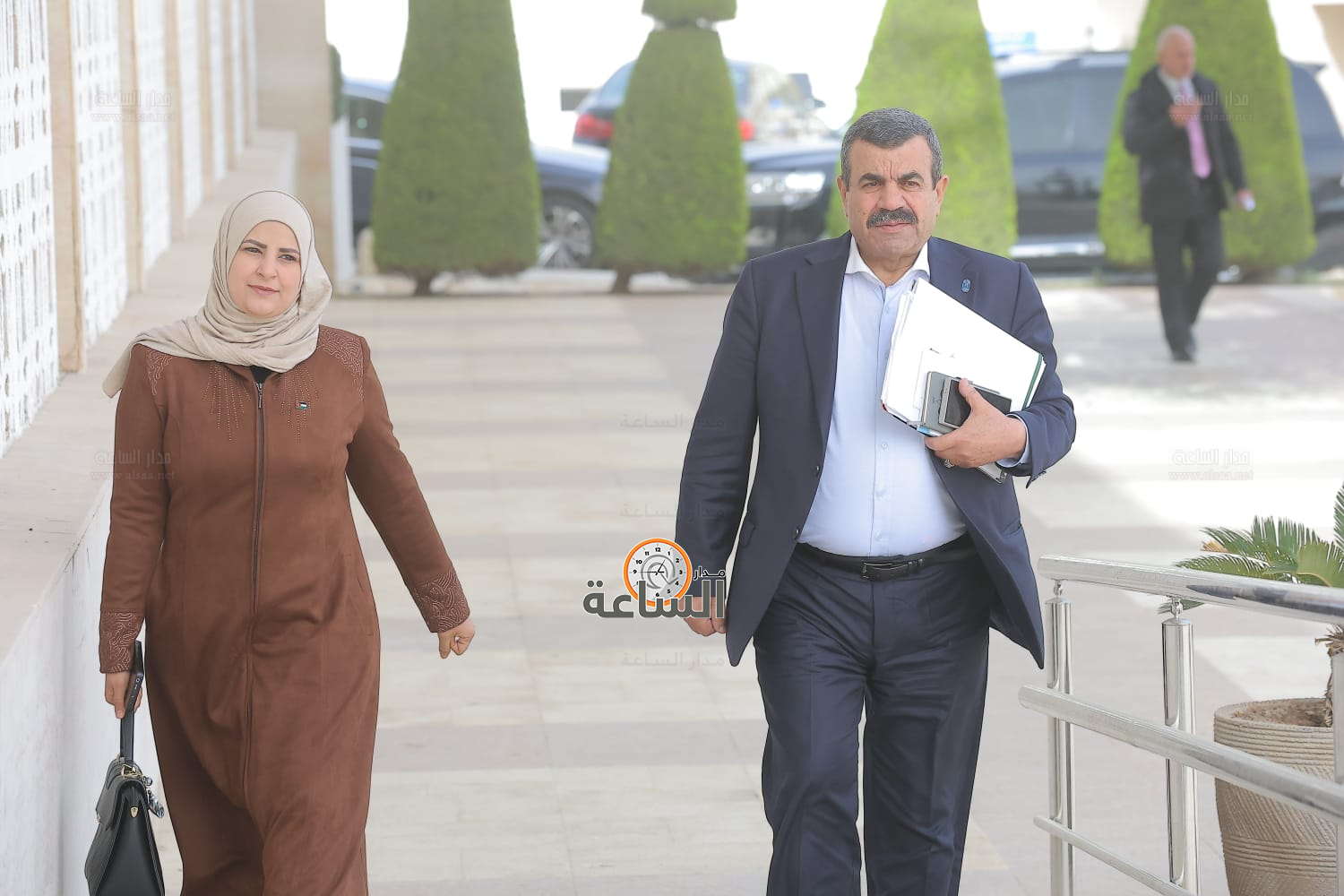 Madar Al-Saa Images 0.6161264616970399