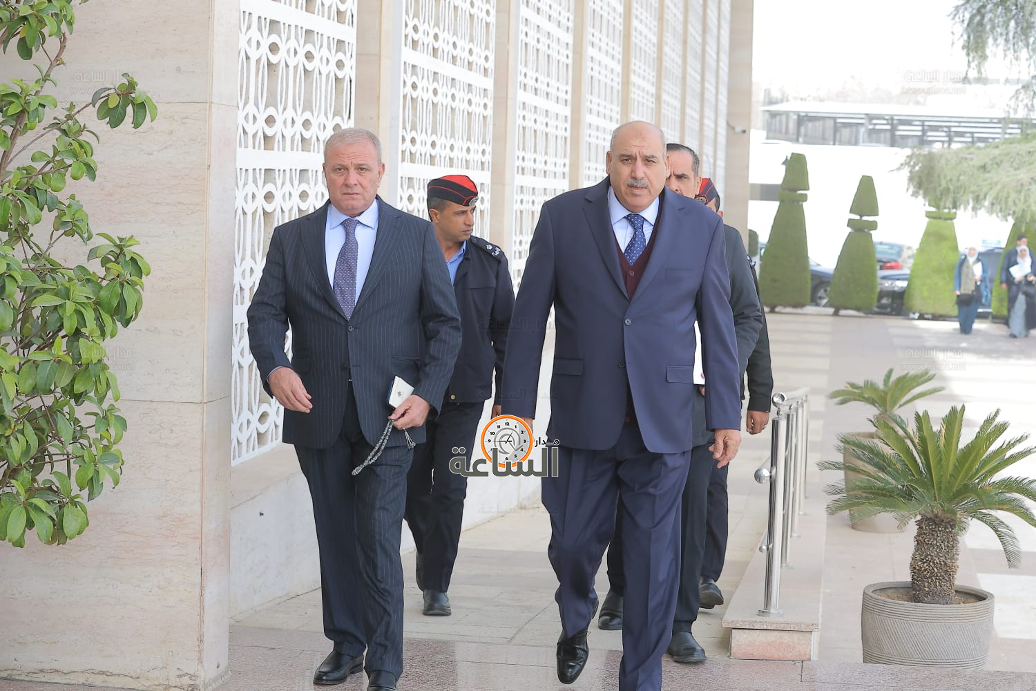 Madar Al-Saa Images 0.00048198321243486664