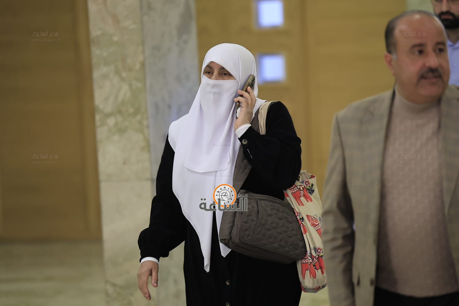 Madar Al-Saa Images 0.6002843410793042