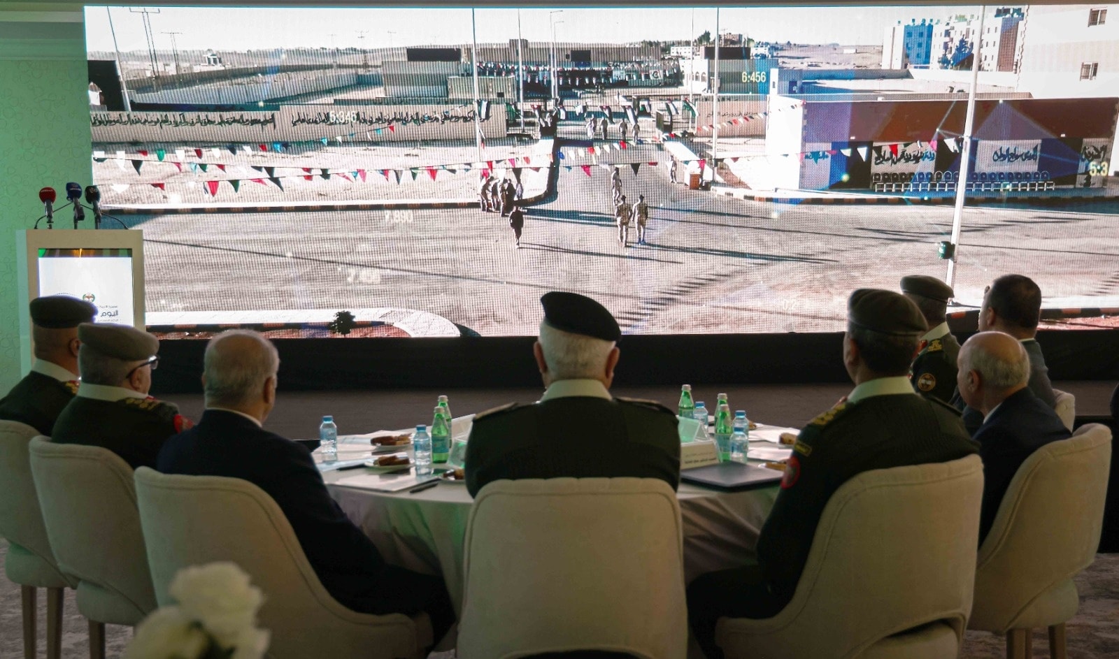 Madar Al-Saa Images 0.9790046395301905