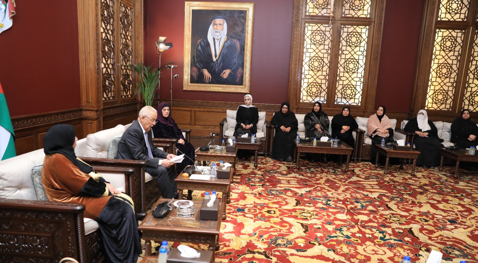 Madar Al-Saa Images 0.25509114348519024