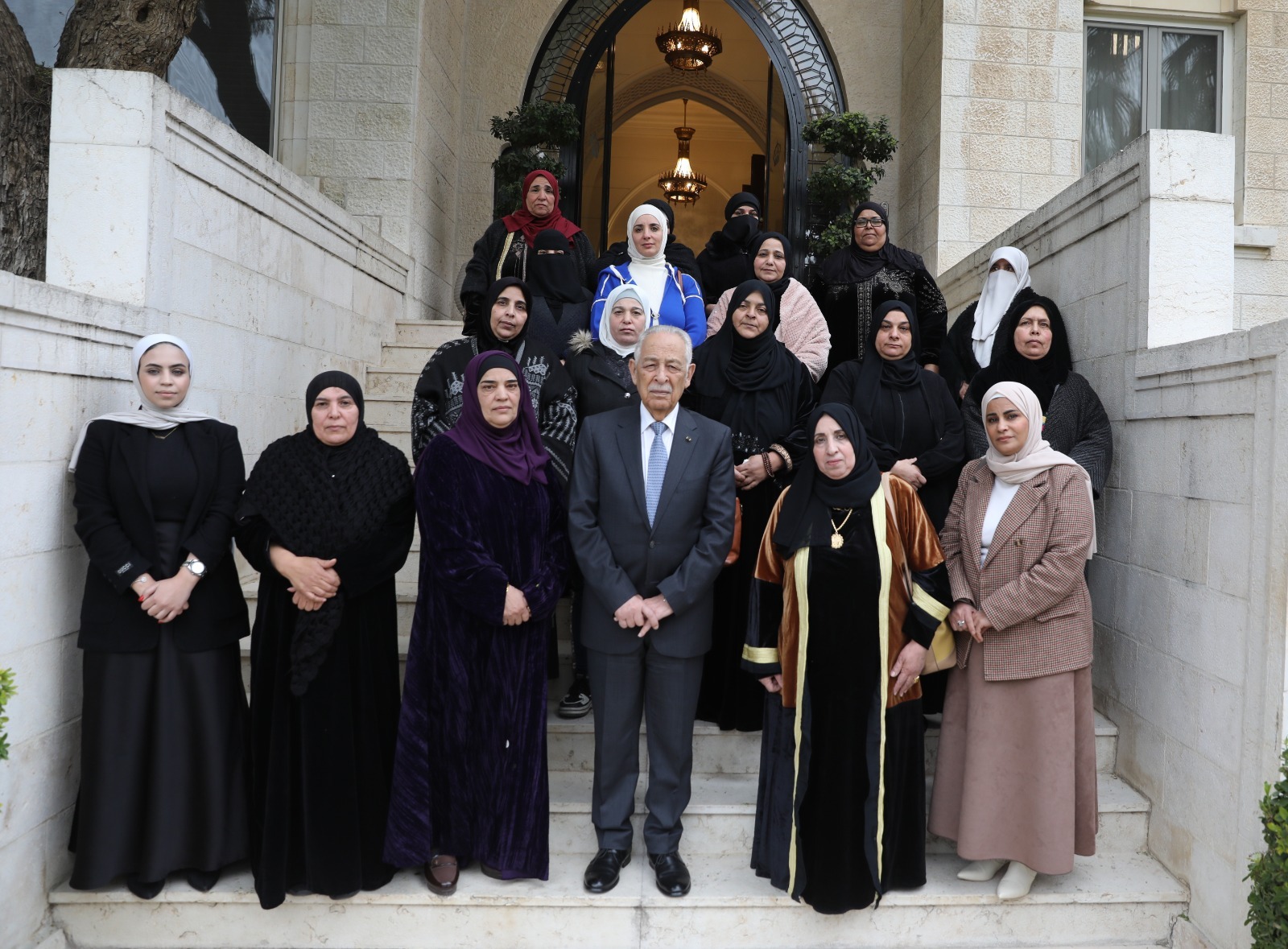 Madar Al-Saa Images 0.12014914634082963