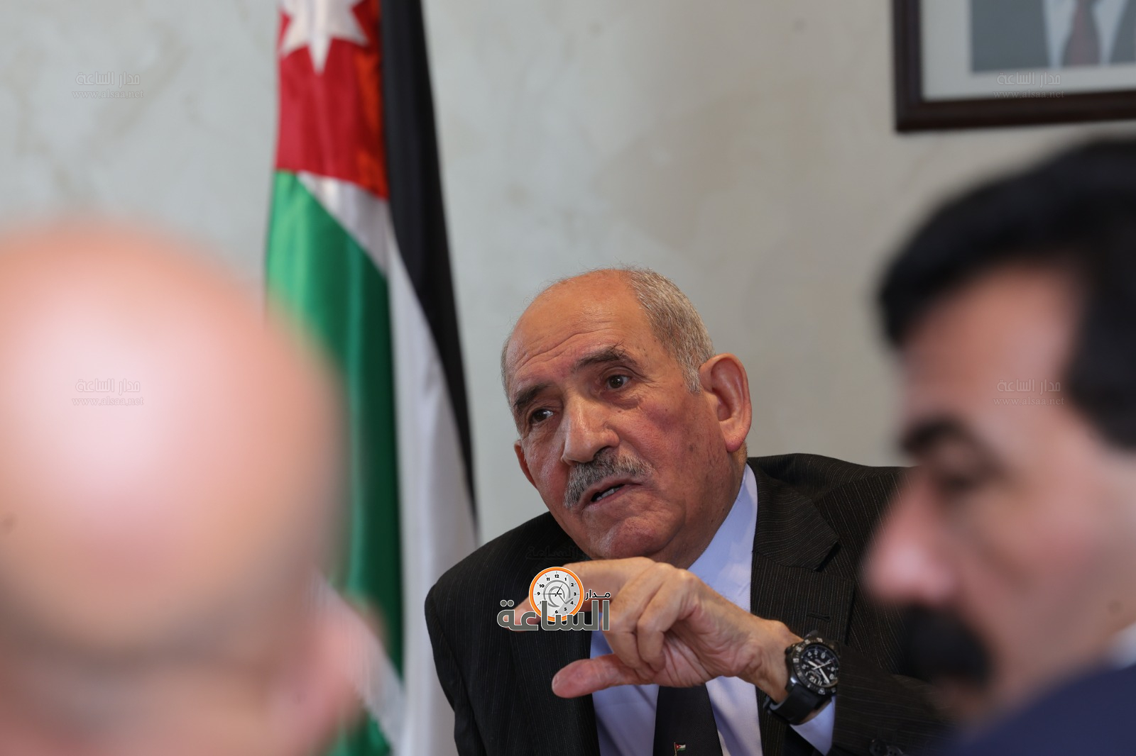 Madar Al-Saa Images 0.28788349842438976