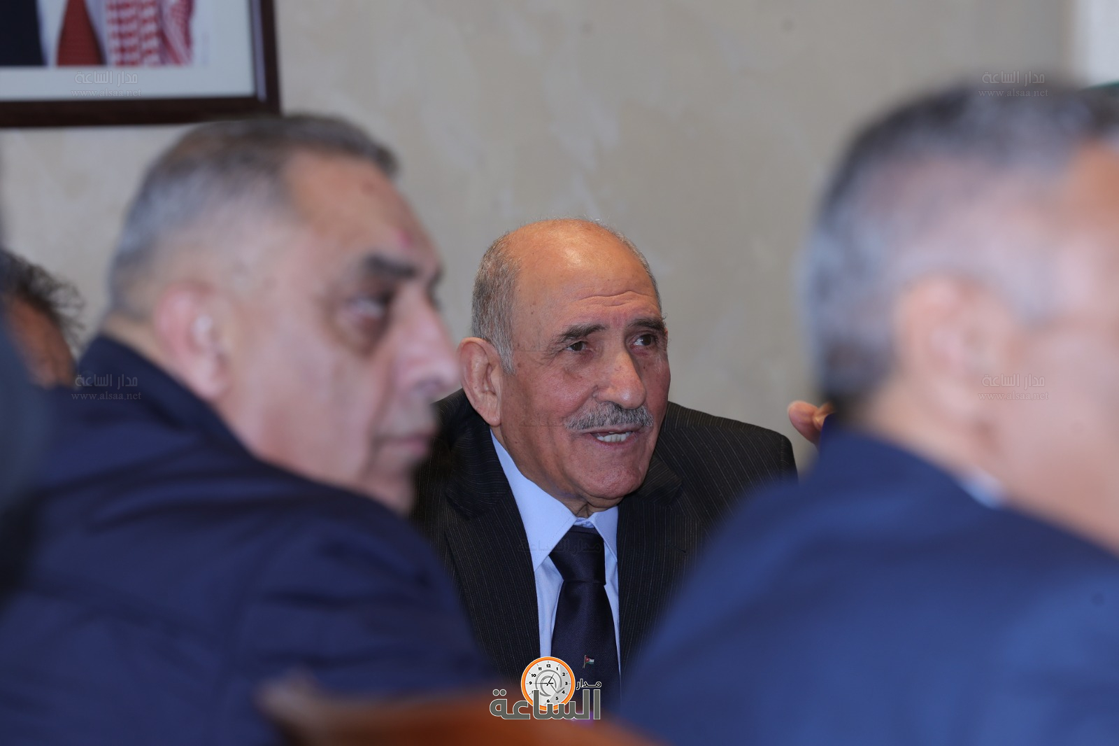 Madar Al-Saa Images 0.3799642703886751