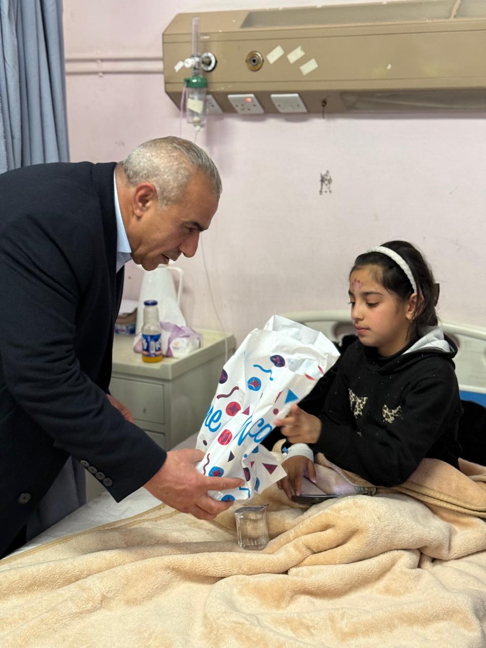 Madar Al-Saa Images 0.14437549845141873