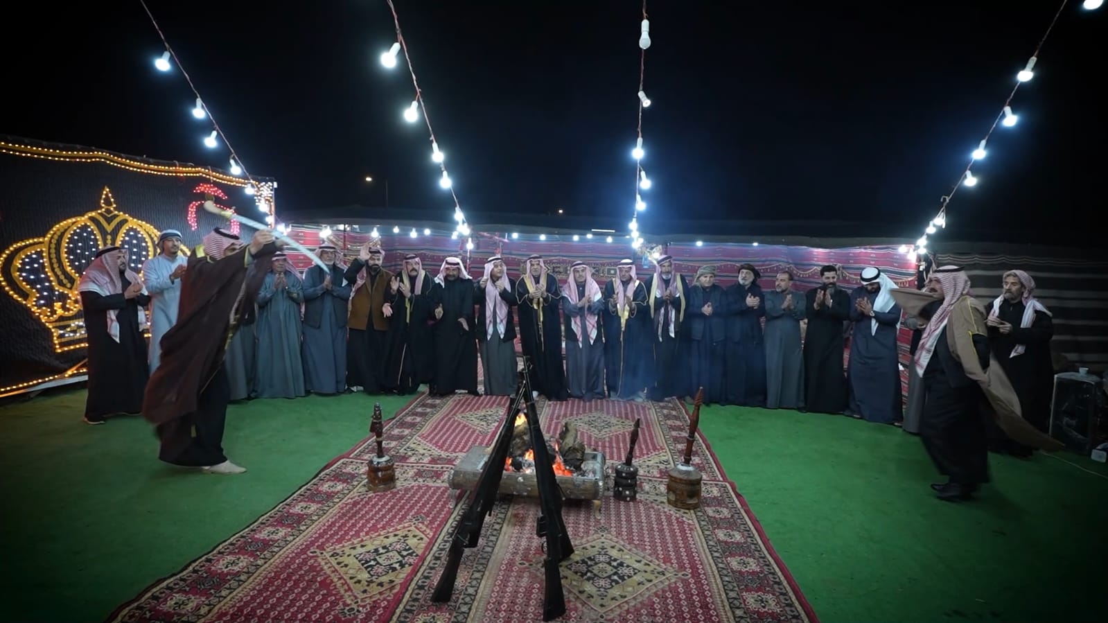 Madar Al-Saa Images 0.812153486653275