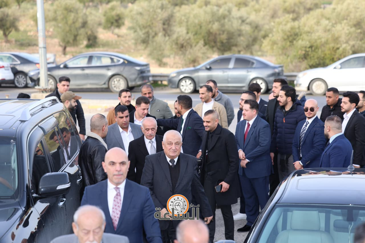 Madar Al-Saa Images 0.05884706467100376