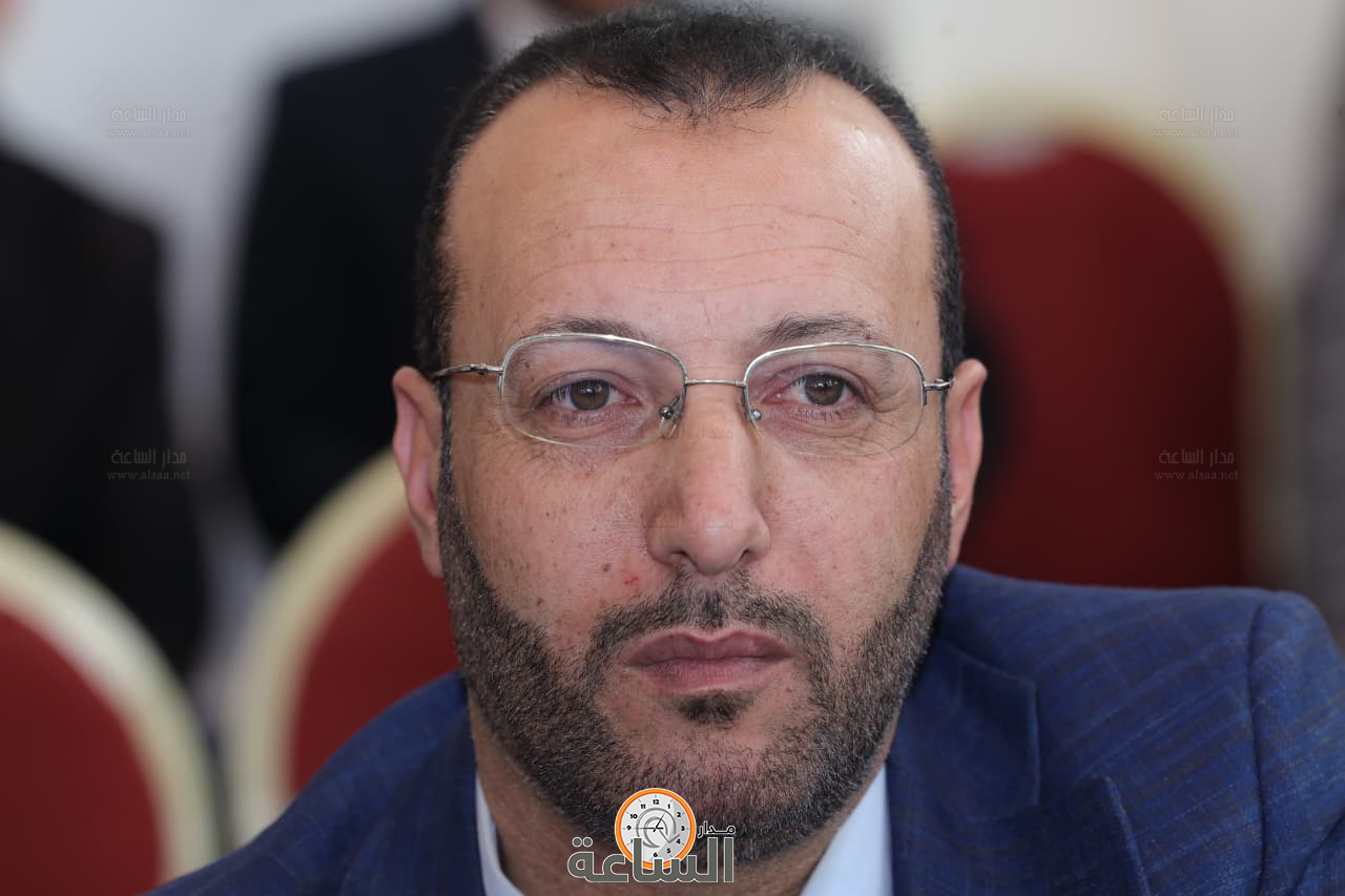 Madar Al-Saa Images 0.971919630546962