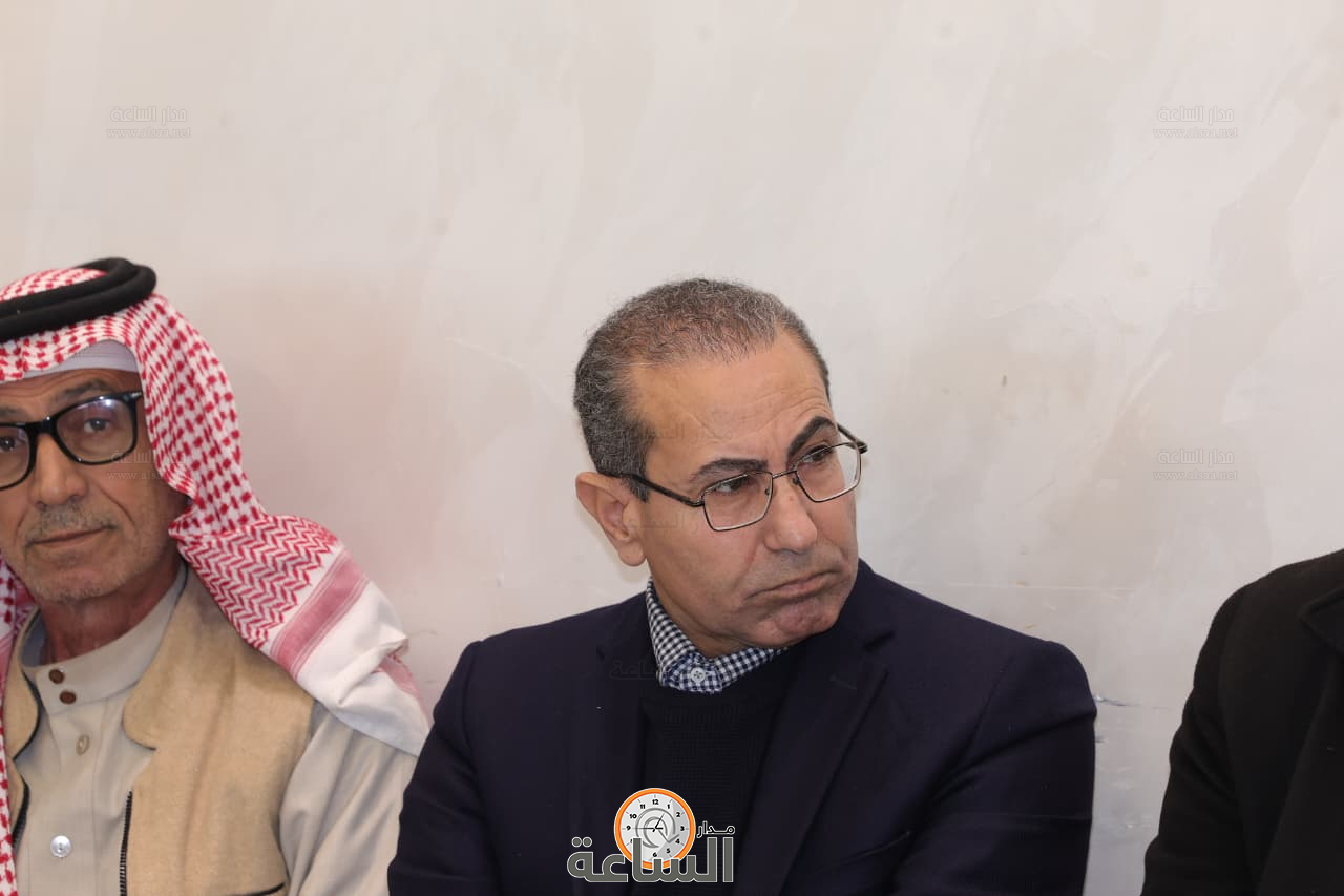 Madar Al-Saa Images 0.41129279694849086