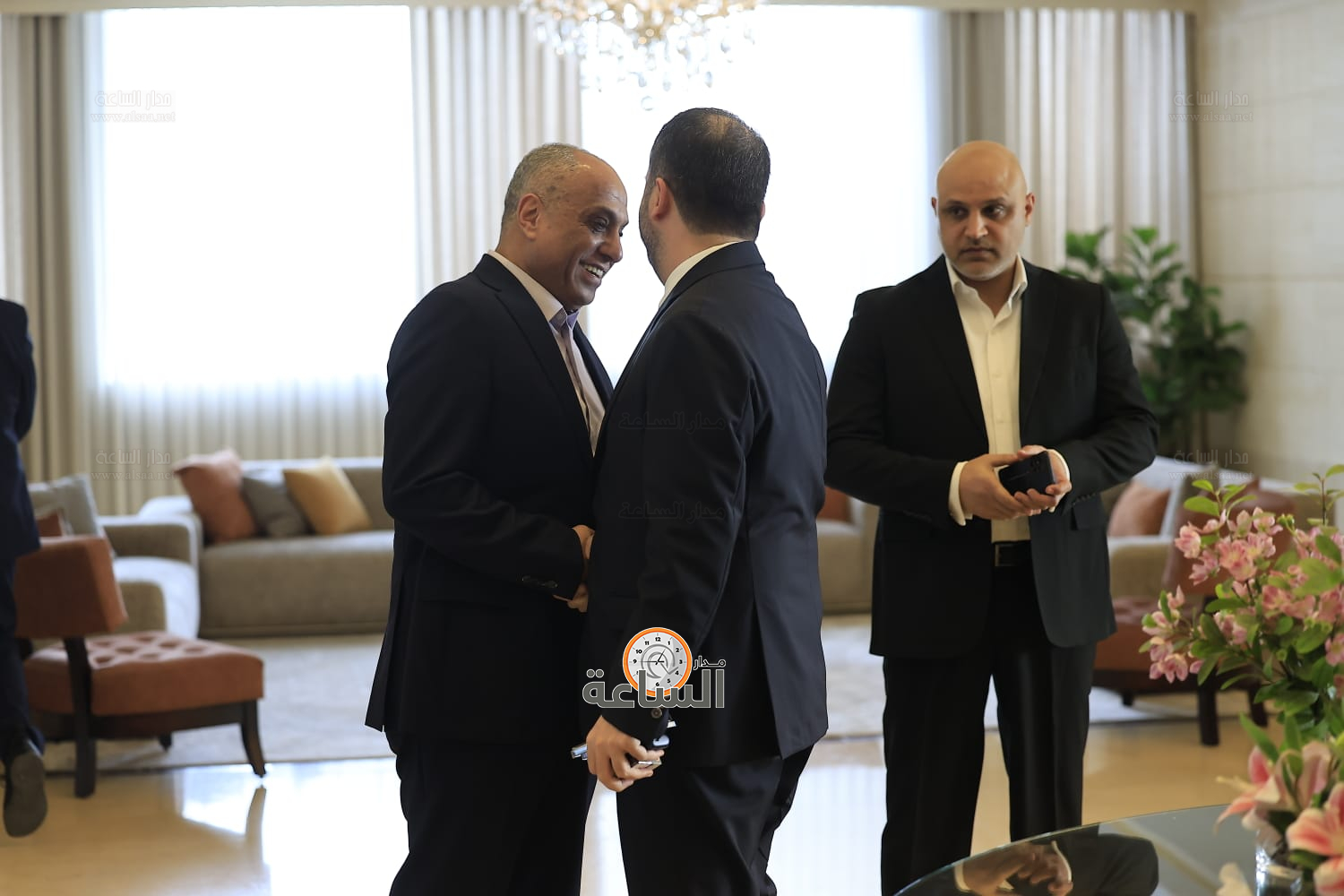 Madar Al-Saa Images 0.24066228612681306