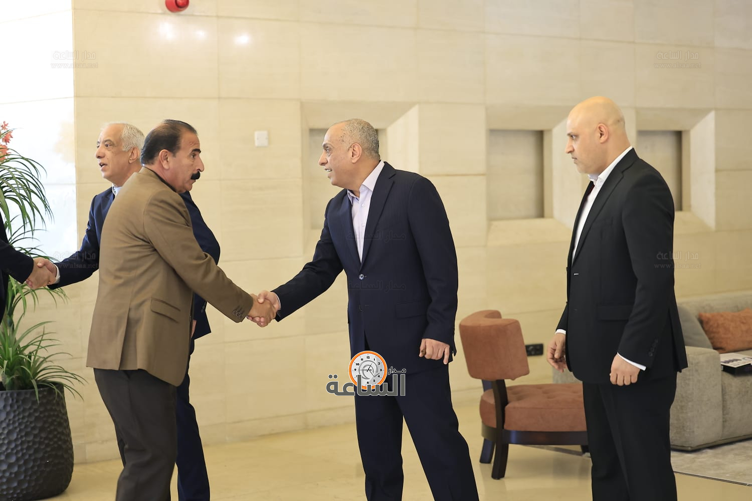 Madar Al-Saa Images 0.5023759592822283