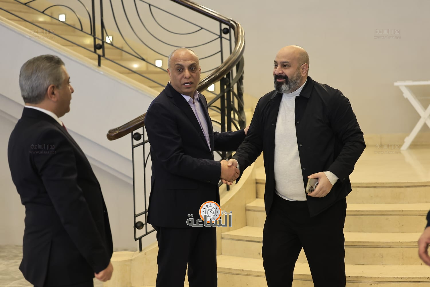 Madar Al-Saa Images 0.8521495596004925