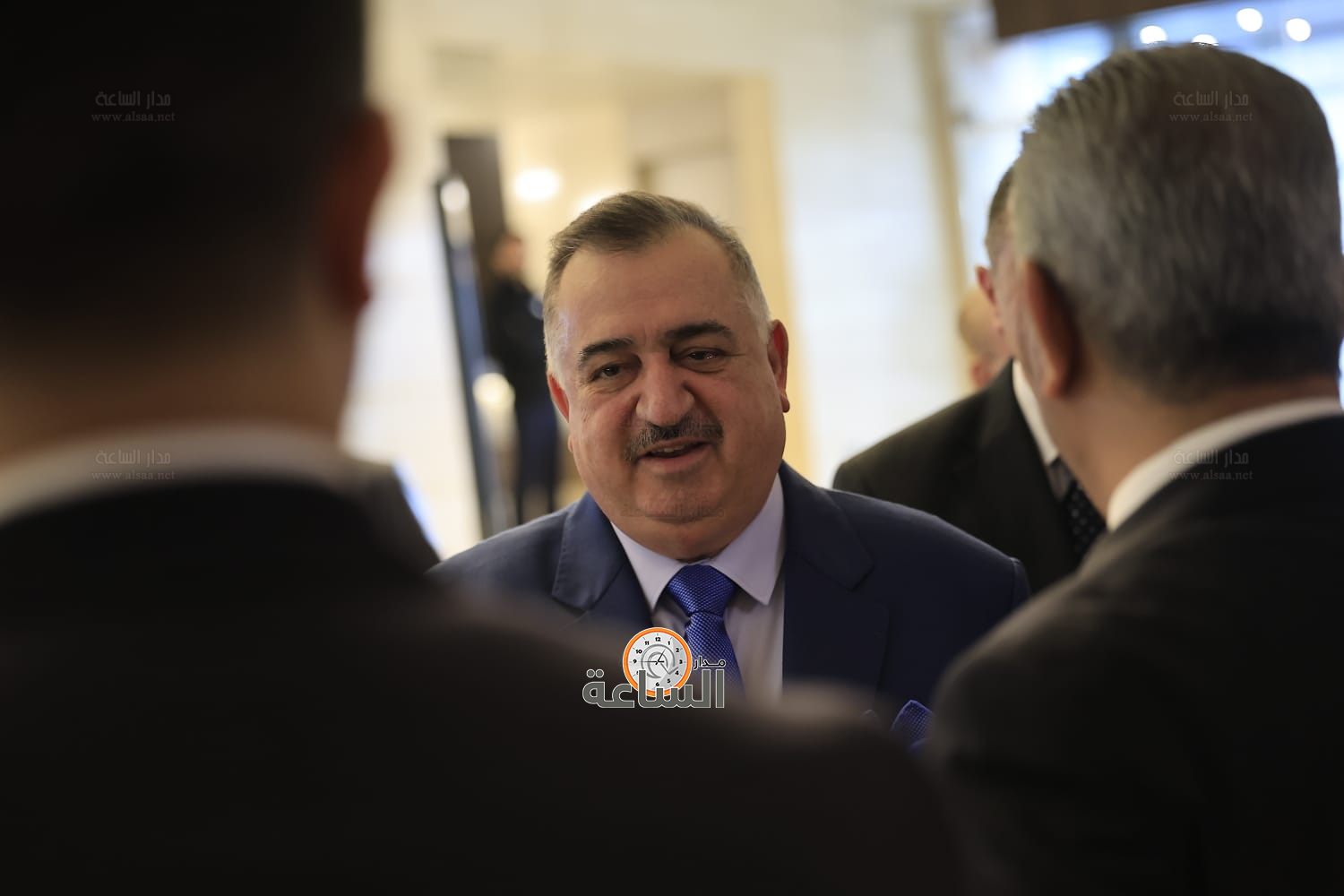 Madar Al-Saa Images 0.40125147384975257