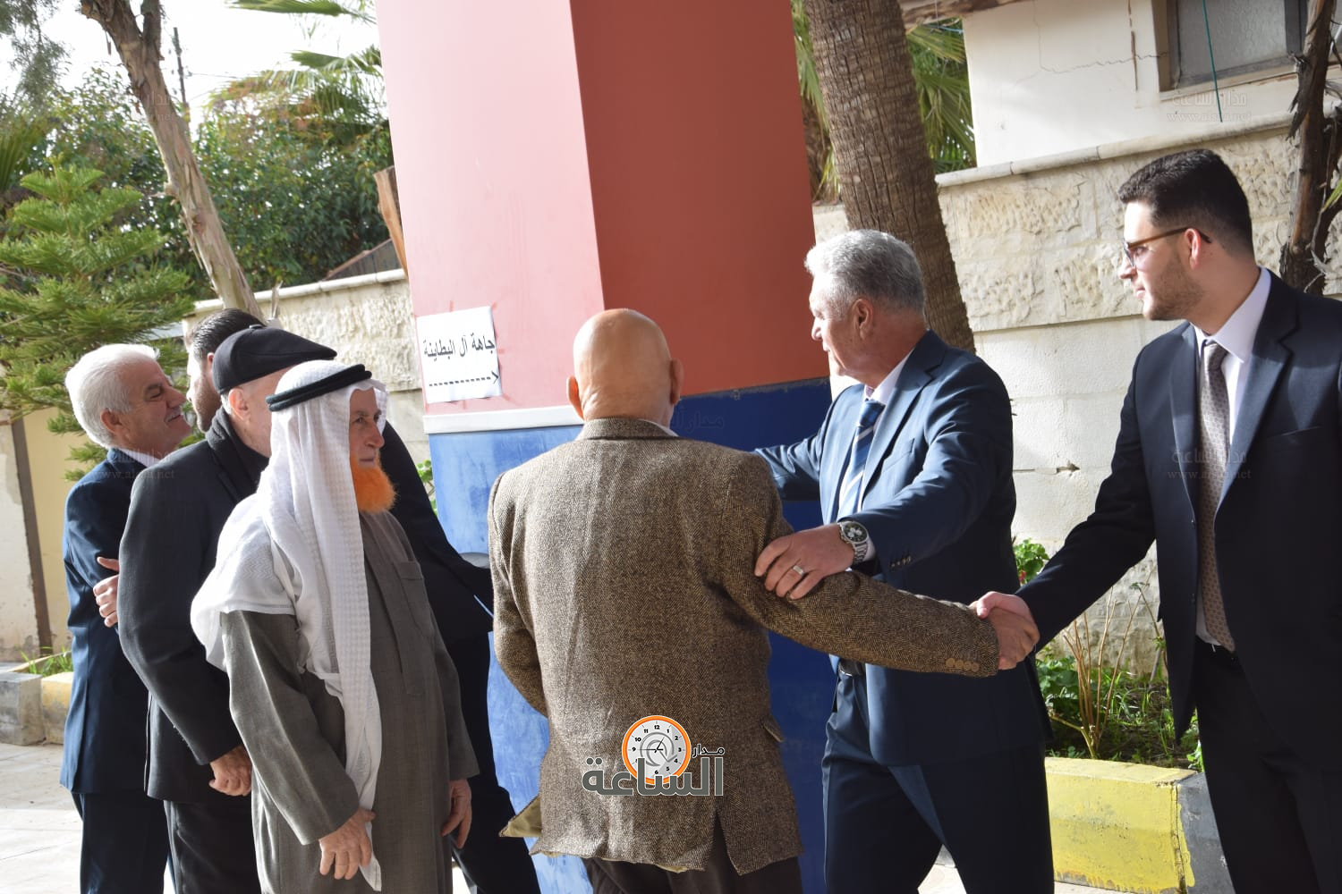 Madar Al-Saa Images 0.8367609060845639