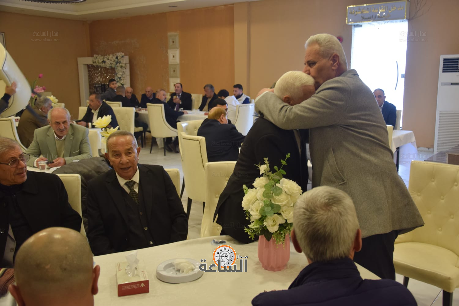 Madar Al-Saa Images 0.7895157061616624