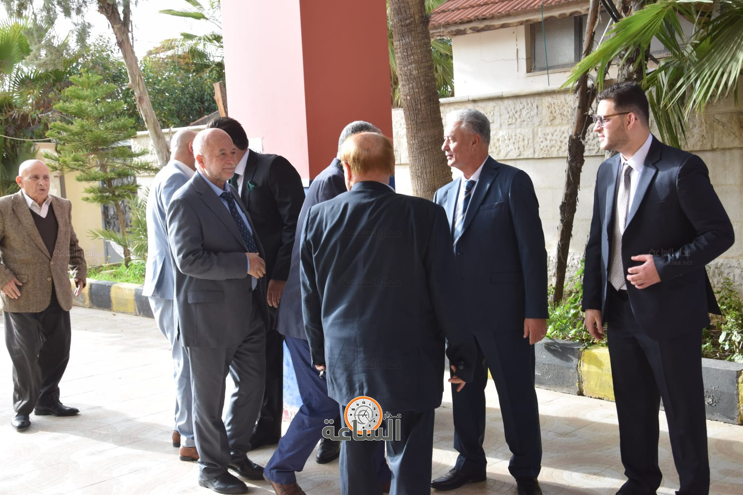 Madar Al-Saa Images 0.7340715509049384