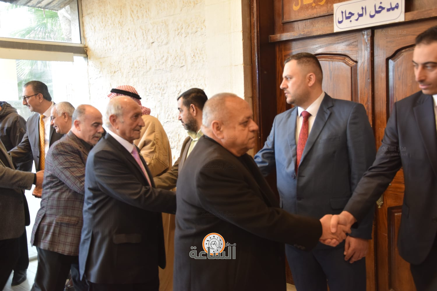 Madar Al-Saa Images 0.15223355158355156