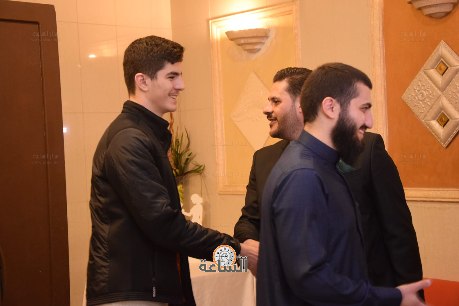 Madar Al-Saa Images 0.6655287584514564