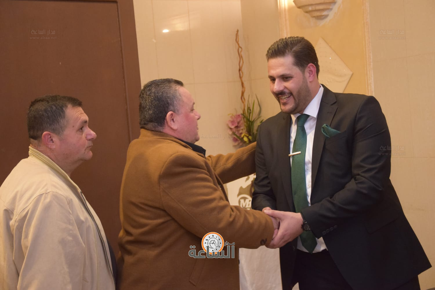 Madar Al-Saa Images 0.23703037298623097