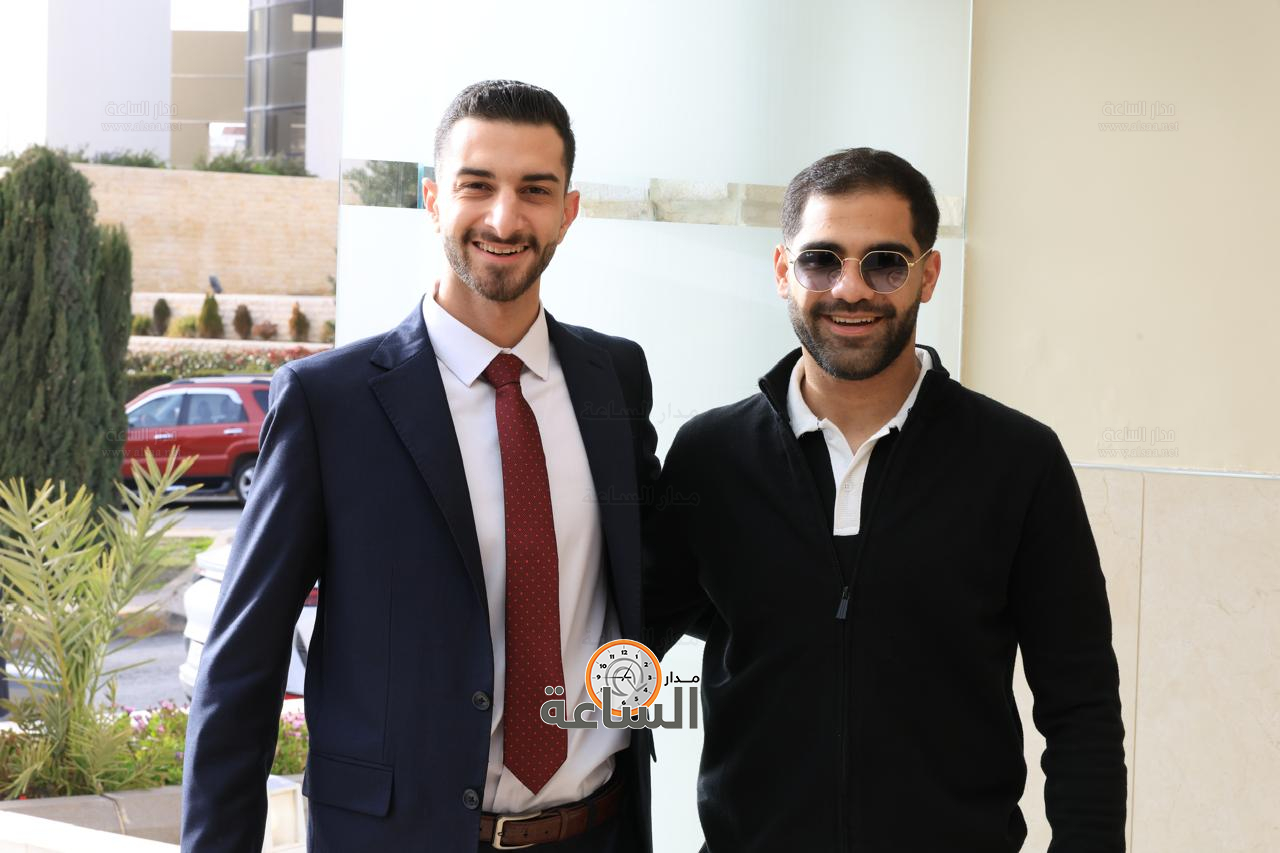 Madar Al-Saa Images 0.4856251647219043