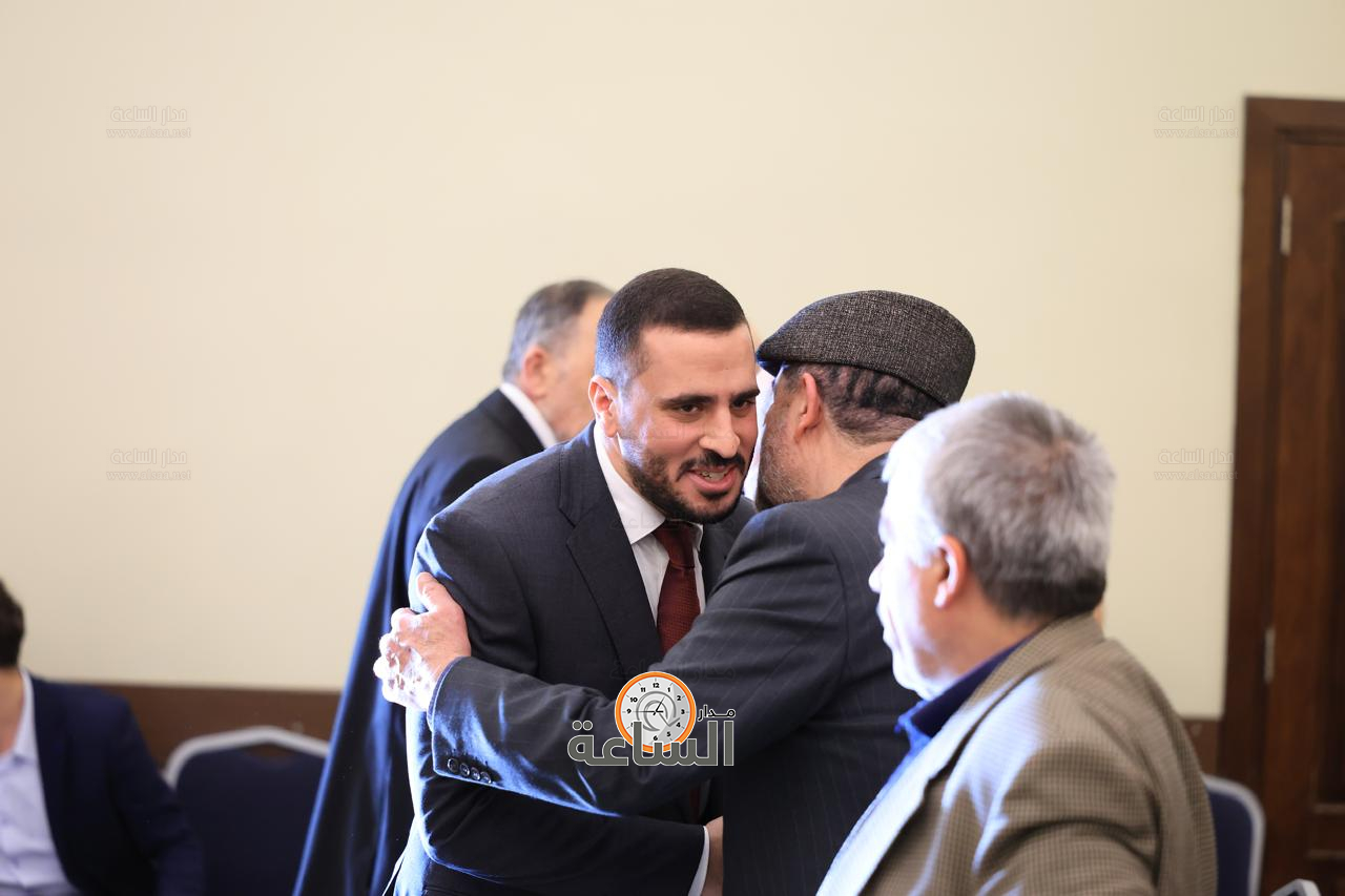 Madar Al-Saa Images 0.14595384735945915