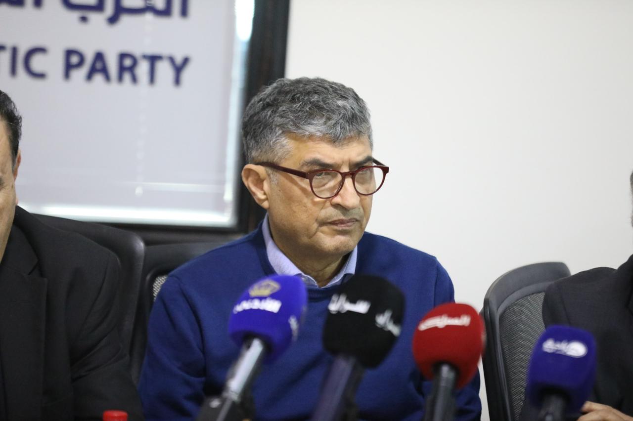 Madar Al-Saa Images 0.1201815083029607