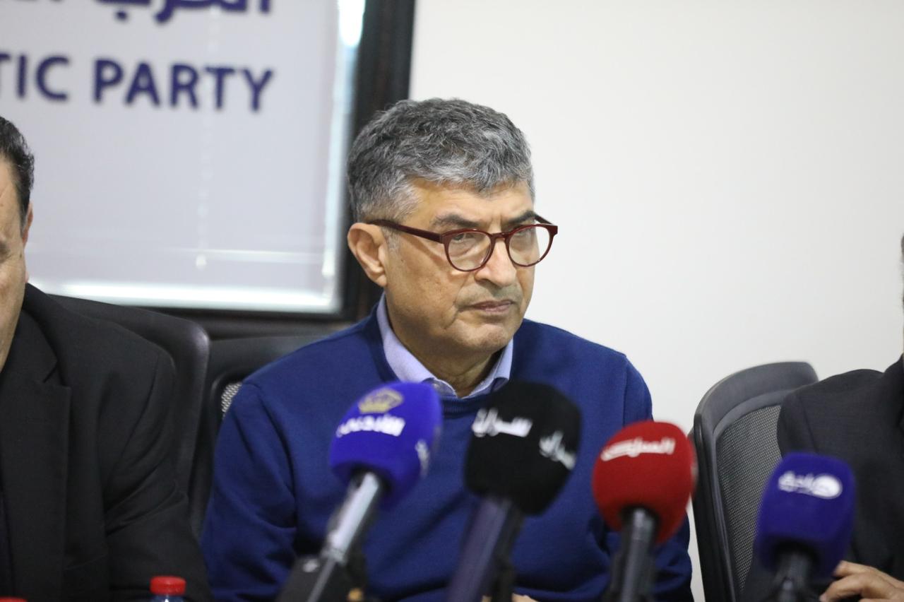 Madar Al-Saa Images 0.9823839100177378