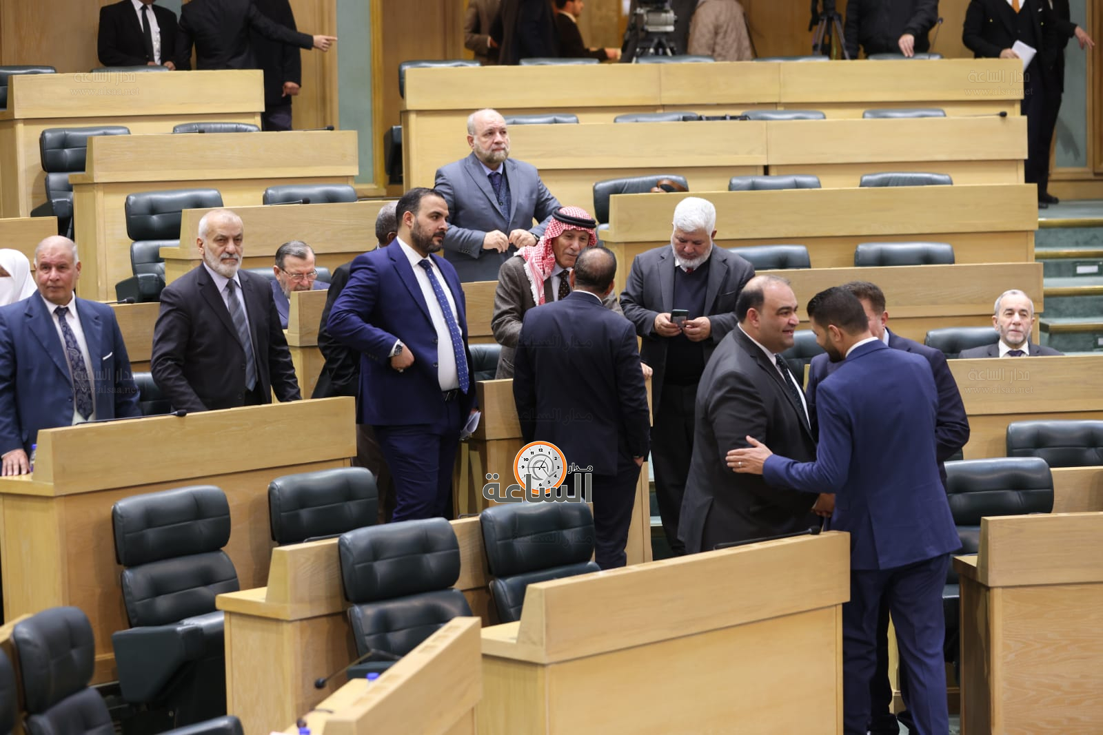 Madar Al-Saa Images 0.4263323392757703