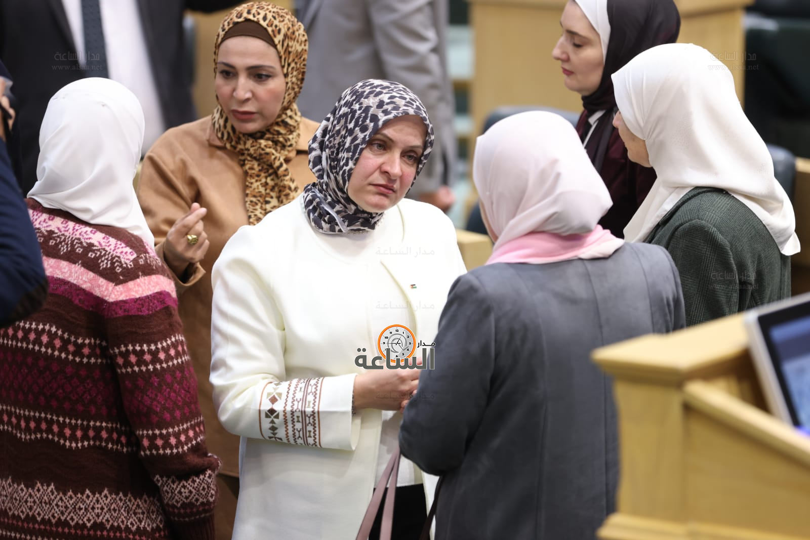 Madar Al-Saa Images 0.20660024097830876